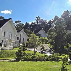 Casa 4 Quartos Em Condominio E Internet Excelente Casa de Férias